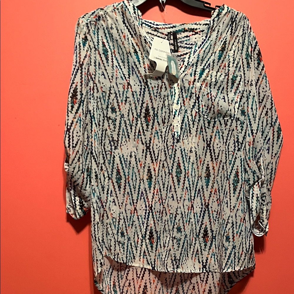 Maurice’s 3/4 sleeve sheer top colors are very vibrant